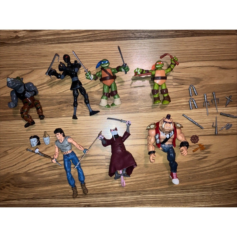 Teenage‎ Mutant Ninja Turtles TMNT Lot with  Accessories